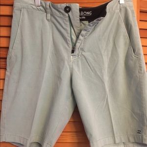 Turquoise/mint billabong shorts